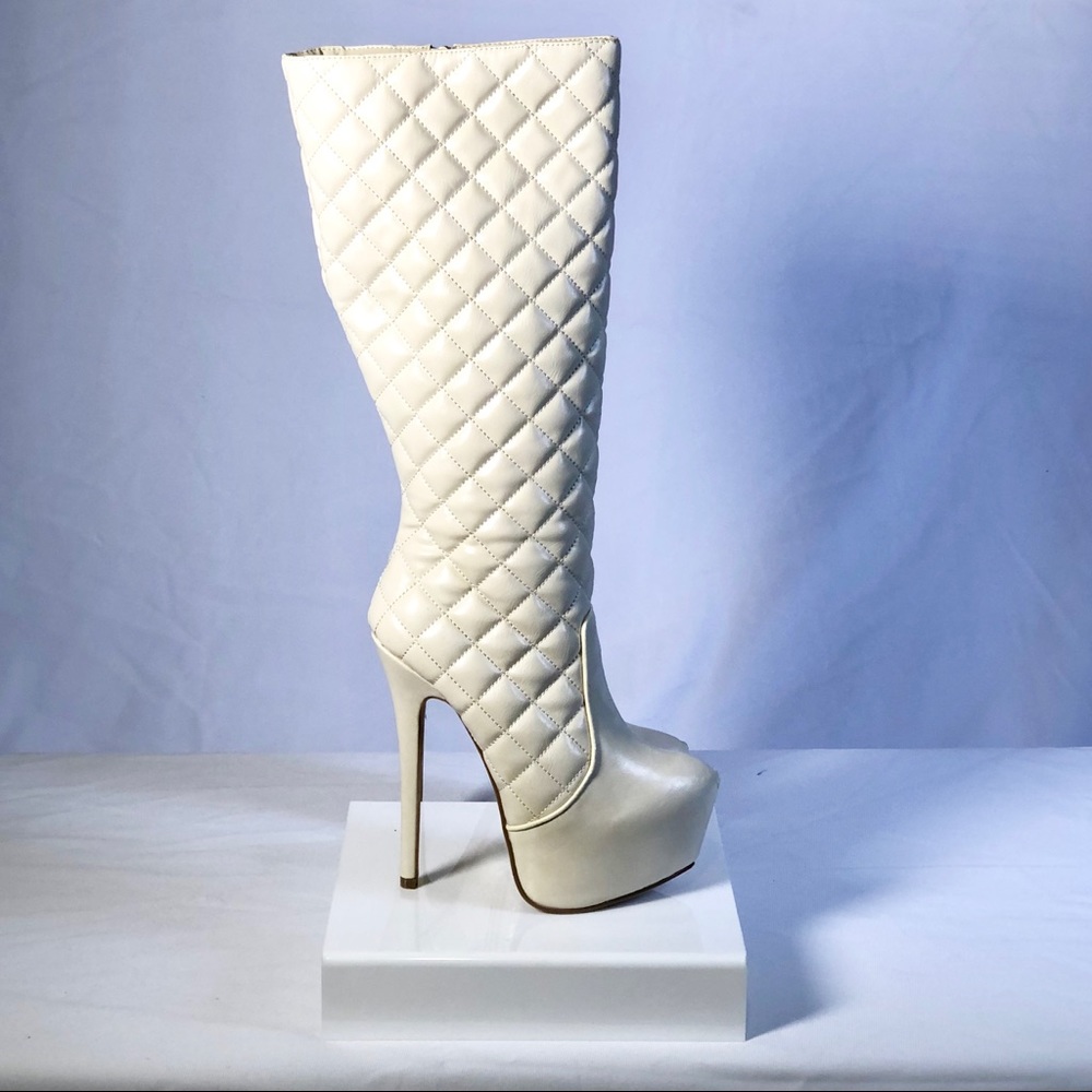 NEW, Cream platform, motto boots! Ferocious!